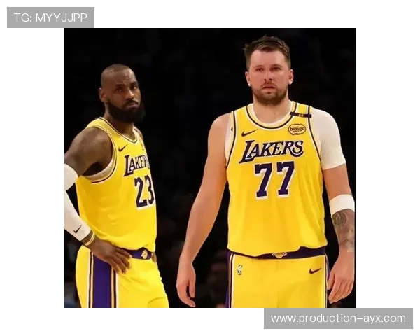 NBA焦点战再起波澜湖人勇士季后赛席位争夺白热化东西部格局生变