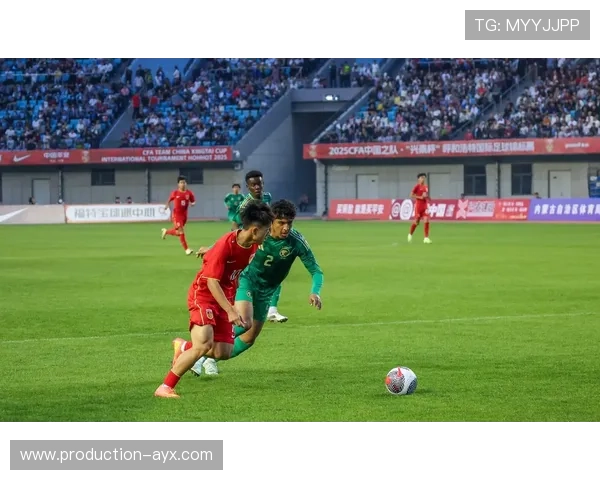 中国足球联赛迎来全新改革计划 力求提升竞技水平与球迷体验 中国足球联赛迎来全新改革计划 力求提升竞技水平与球迷体验