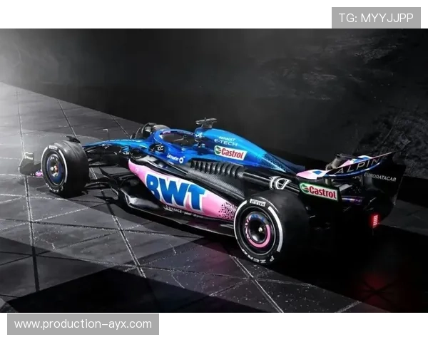 围绕新赛季格局变化解读F1车队动态风云聚焦围场博弈与冠军争夺前景