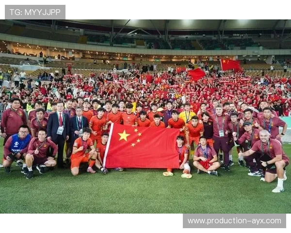 新赛季焦点对决引爆球迷热情本土新星强势崛起改写格局联赛前景明朗