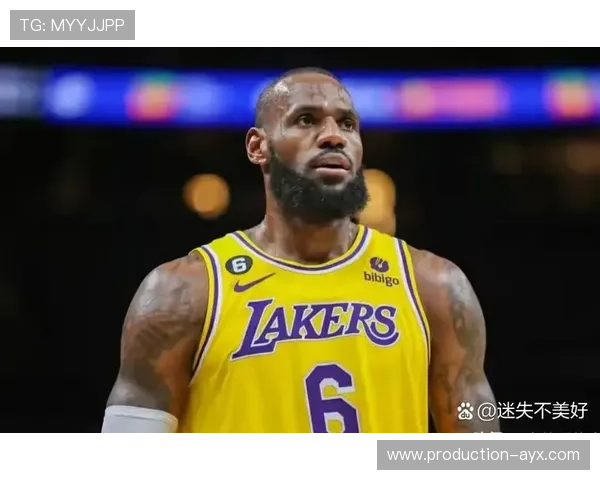 詹姆斯超越科比成为历史得分第二人 湖人胜快船迎来开门红