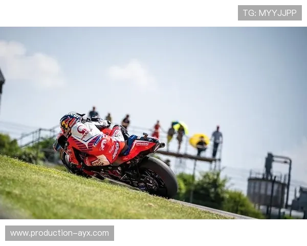MotoGP赛季最新动态：马尔克·马尔奎兹重回巅峰 状态回升引关注