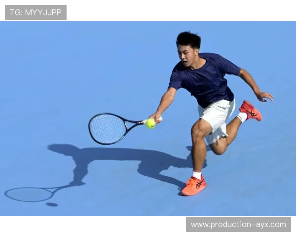 网球界最新赛况揭秘顶尖选手激烈角逐精彩瞬间回顾