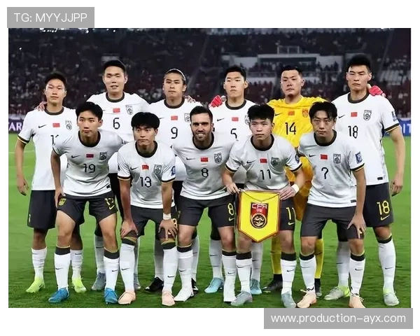 震撼!中国足球队逆袭晋级亚洲杯四强,球迷热议战术变革成关键 震撼!中国足球队逆袭晋级亚洲杯四强,球迷热议战术变革成关键